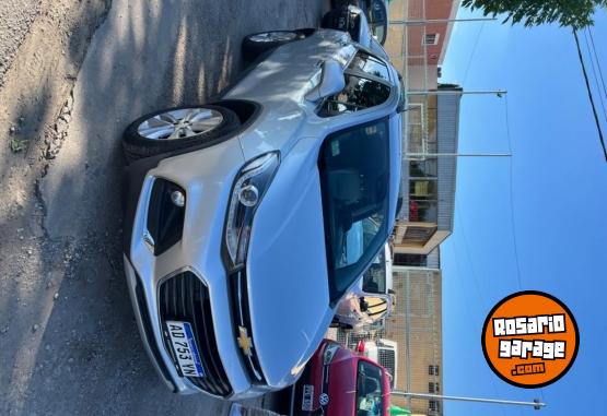 Autos - Chevrolet Tracker ltz + premier 2019 Nafta 79000Km - En Venta