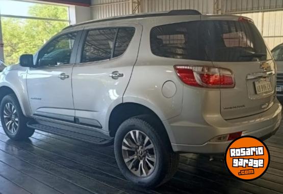 Camionetas - Chevrolet Trailblazer sw4 2019 Diesel 80000Km - En Venta