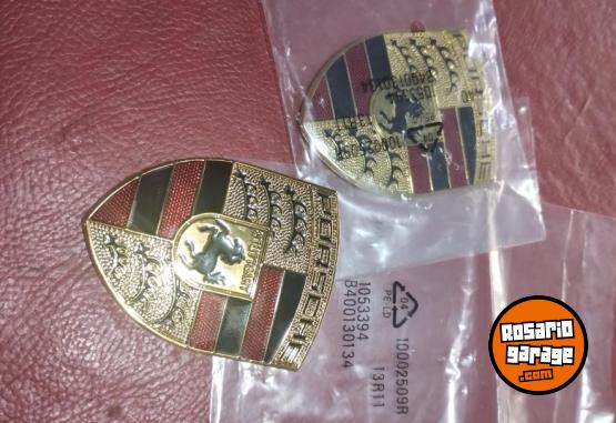 Accesorios para Autos - Insignia Metlica Porsche Germany. Capot 65 x 50mm - En Venta