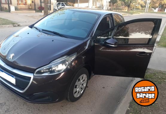 Autos - Peugeot 208 Active 1.5 2017 Nafta 53400Km - En Venta