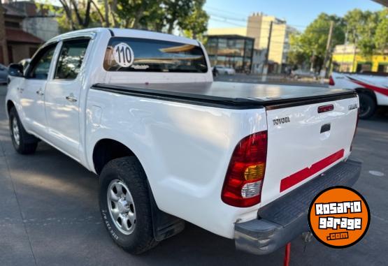 Camionetas - Toyota HILUX 2006 Diesel 318000Km - En Venta