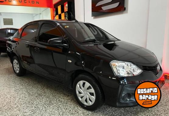 Autos - Toyota ETIOS X 2019 Nafta 69000Km - En Venta