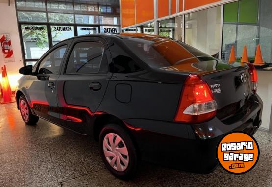 Autos - Toyota ETIOS X 2019 Nafta 69000Km - En Venta