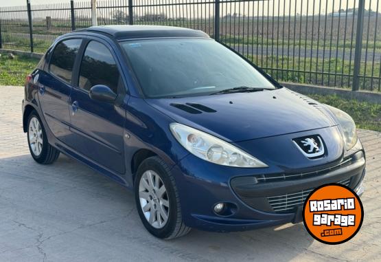 Autos - Peugeot 207 2010 Diesel 145000Km - En Venta