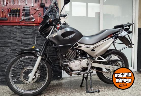 Motos - Honda Nx4 falcon 2010 Nafta 50000Km - En Venta