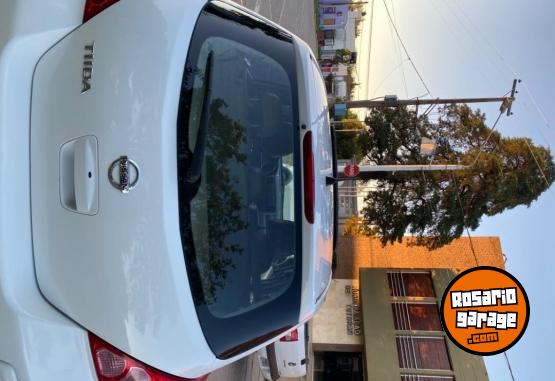 Autos - Nissan Tiida Tida Tekna Nissan 2011 Nafta 144000Km - En Venta