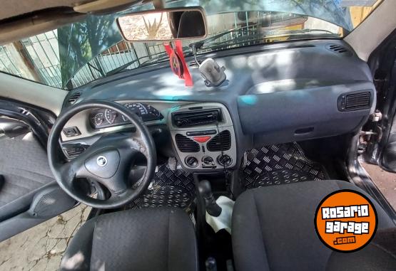 Autos - Fiat Palio 2004 GNC 183000Km - En Venta