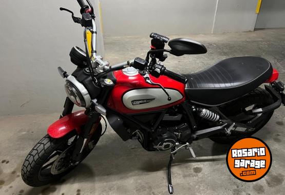 Motos - Ducati 800 2023 Nafta 4000Km - En Venta