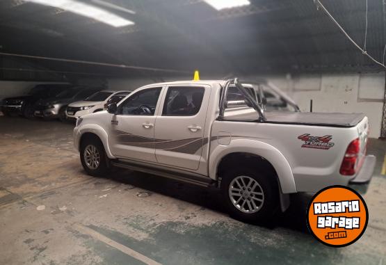 Camionetas - Toyota Hilux 2013 Diesel 220000Km - En Venta