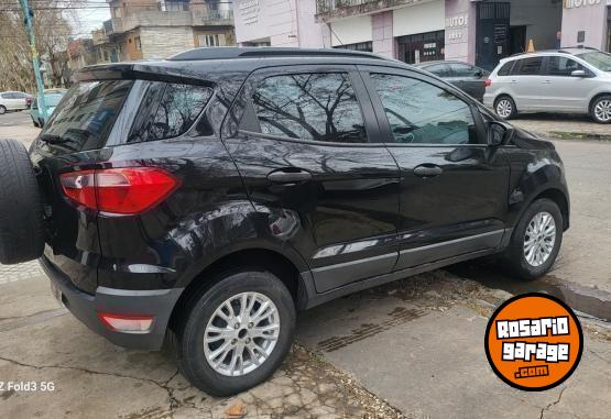 Autos - Ford Eco 2015 Nafta 80000Km - En Venta