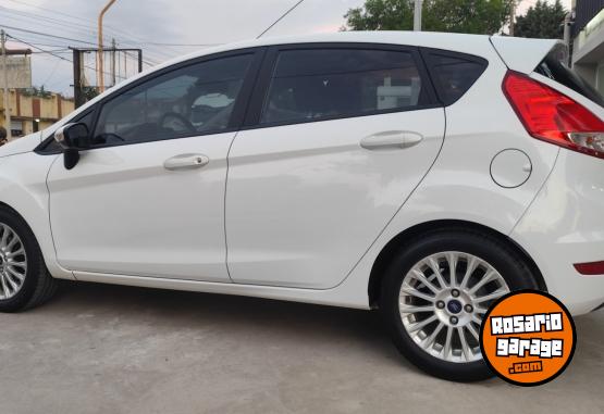 Autos - Ford FIESTA SE 5PTAS 2015 Nafta 64830Km - En Venta