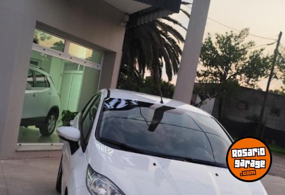 Autos - Ford FIESTA SE 5PTAS 2015 Nafta 64830Km - En Venta