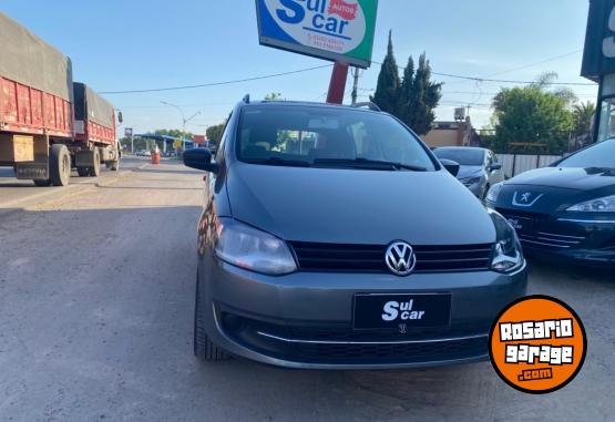 Autos - Volkswagen Suran confort 1.6 2013 GNC 136000Km - En Venta