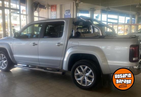 Camionetas - Volkswagen AMAROK V6 HIGHLINE 2017 Diesel 60000Km - En Venta