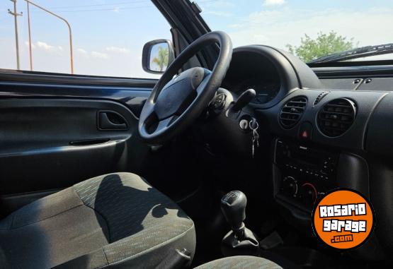 Utilitarios - Renault Kangoo 2015 Nafta 90000Km - En Venta