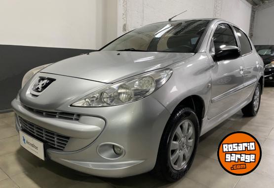 Autos - Peugeot 207 2012 Nafta 150000Km - En Venta