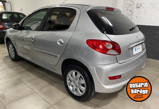 Autos - Peugeot 207 2012 Nafta 150000Km - En Venta