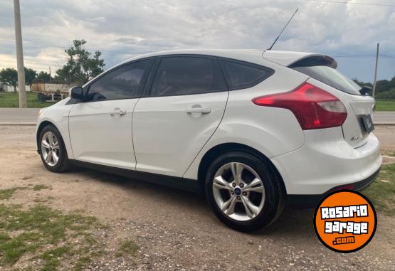 Autos - Ford Focus 1.6 5p 2014 Nafta 139000Km - En Venta