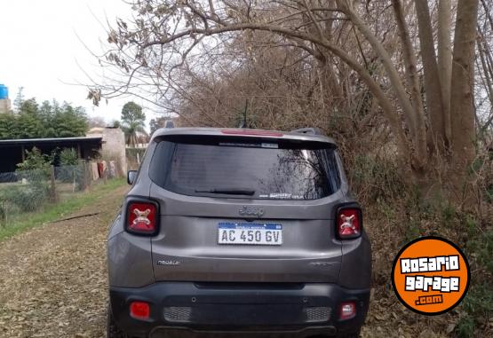 Camionetas - Jeep RENEGADE 2018 Nafta 88000Km - En Venta