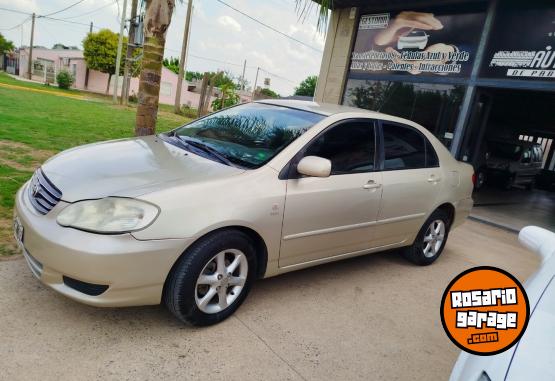 Autos - Toyota Corolla 2004 Nafta 303000Km - En Venta