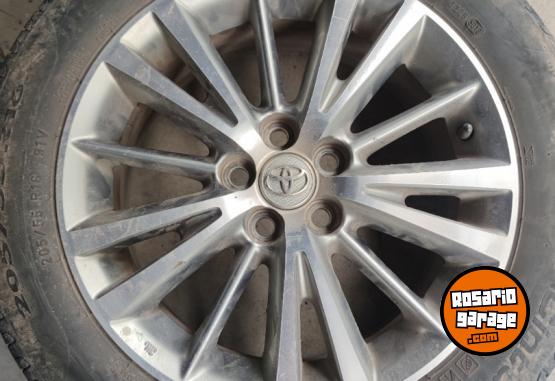 Accesorios para Autos - Llantas 16" Toyota Corolla IMPECABLES $600.000. NO BAJO PRECIO - En Venta