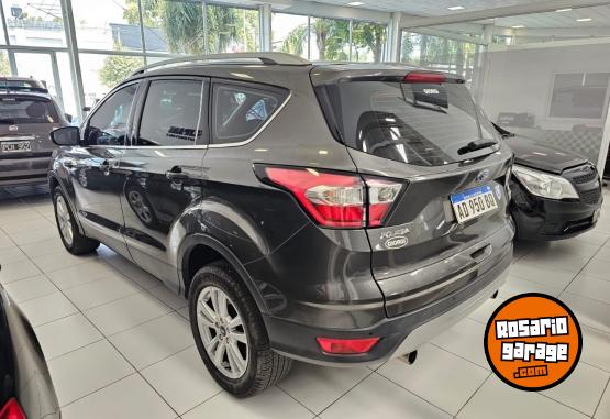 Camionetas - Ford Kuga 2019 Nafta 38500Km - En Venta