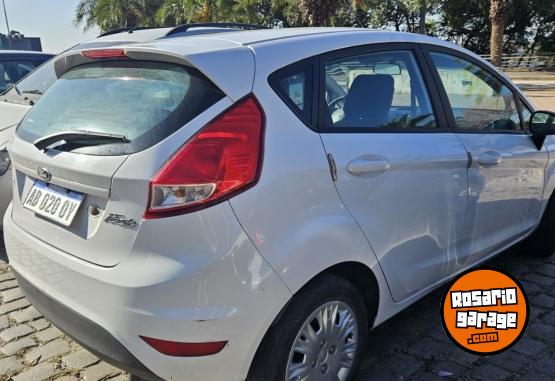 Autos - Ford Fiesta 2017 Nafta 60000Km - En Venta