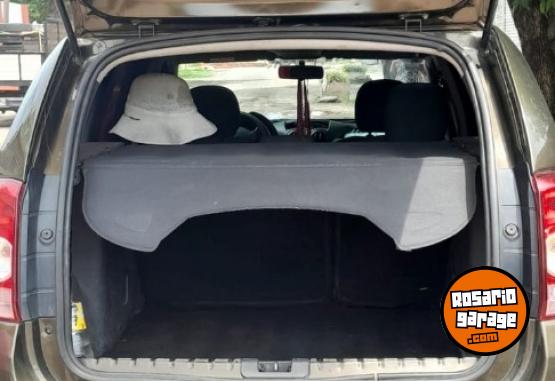 Camionetas - Renault Duster 2013 GNC 111111Km - En Venta