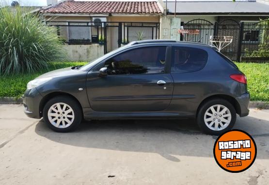 Autos - Peugeot 207 XT Compact 2009 Nafta 175000Km - En Venta