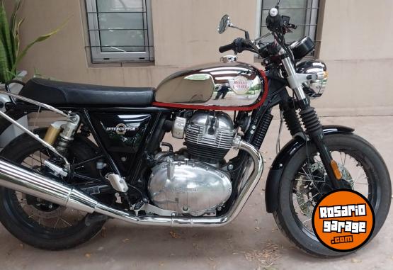 Motos - Royal Enfield Interceptor Chrome 2022 Nafta 14600Km - En Venta