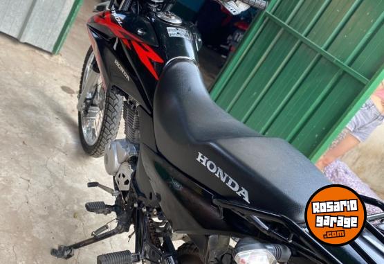 Motos - Honda Xr 2022 Nafta 2135Km - En Venta