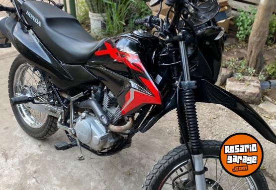 Motos - Honda Xr 2022 Nafta 2135Km - En Venta