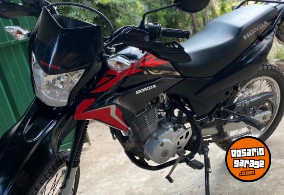 Motos - Honda Xr 2022 Nafta 2135Km - En Venta