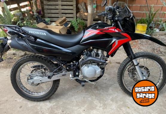 Motos - Honda Xr 2022 Nafta 2135Km - En Venta