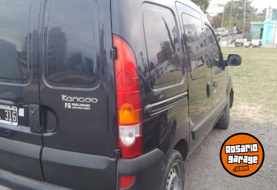 Utilitarios - Renault Kangoo 2013 GNC 152000Km - En Venta