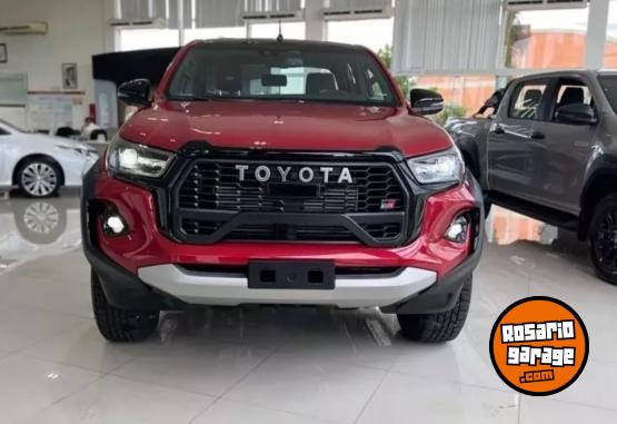 Camionetas - Toyota Hilux GR 2024 Diesel 0Km - En Venta