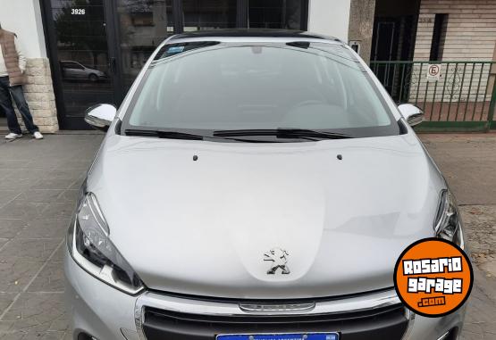 Autos - Peugeot 208 urban tech 2019 Nafta 20000Km - En Venta