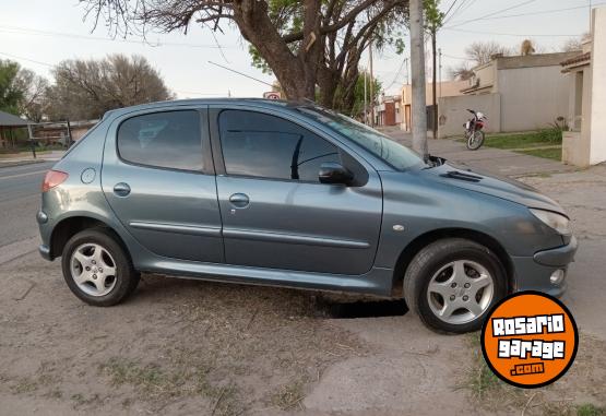 Autos - Peugeot 206 2008 Nafta 175000Km - En Venta