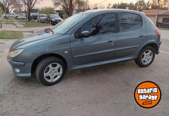 Autos - Peugeot 206 2008 Nafta 175000Km - En Venta