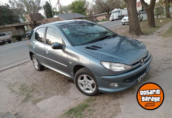 Autos - Peugeot 206 2008 Nafta 175000Km - En Venta