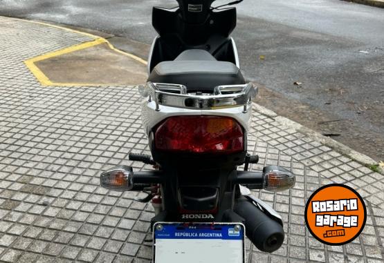 Motos - Honda Wave 2022 Nafta 5170Km - En Venta