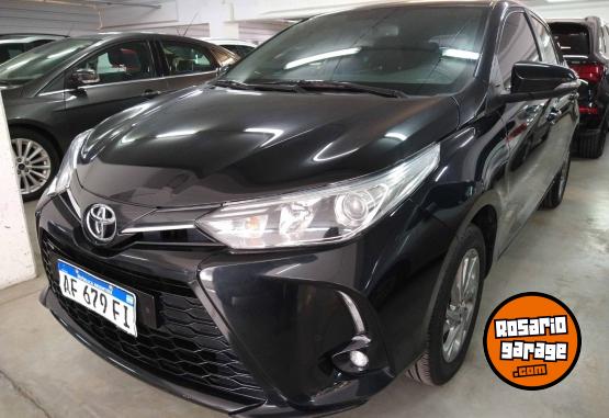 Autos - Toyota YARIS CVT 2022 Nafta 26000Km - En Venta