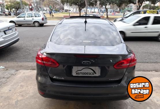 Autos - Ford Focus 2017 Nafta 102000Km - En Venta