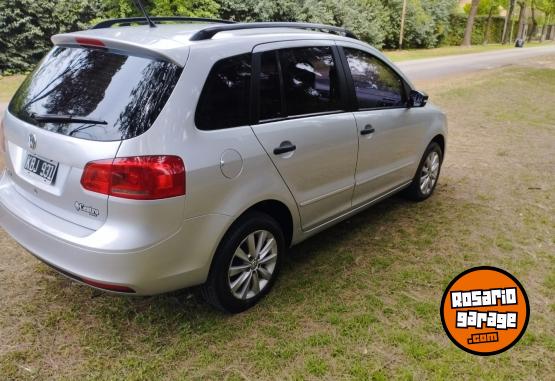 Autos - Volkswagen suran trendline 2011 GNC  - En Venta