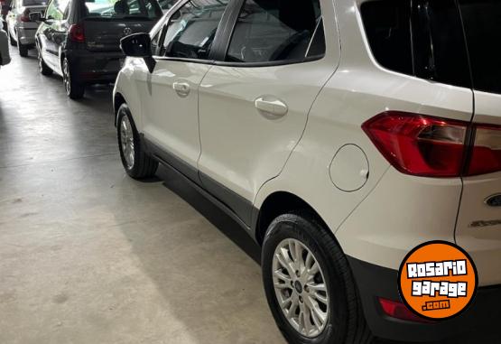 Utilitarios - Ford Ecosport 2015 Nafta 73000Km - En Venta