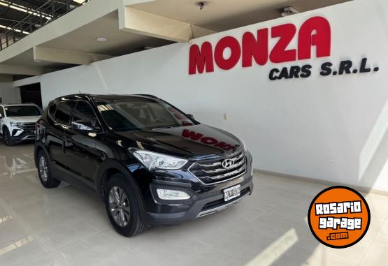 Camionetas - Hyundai Santa fe 2014 Diesel 130000Km - En Venta