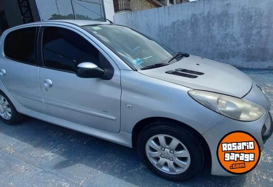 Autos - Peugeot 207 COMPACT 1.4 HDI 5 PUE 2011 Diesel 190000Km - En Venta