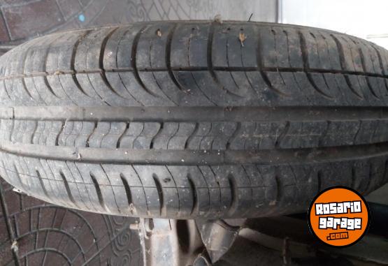 Accesorios para Autos - Cubiertas Michelin Energy 175/70/13 - En Venta