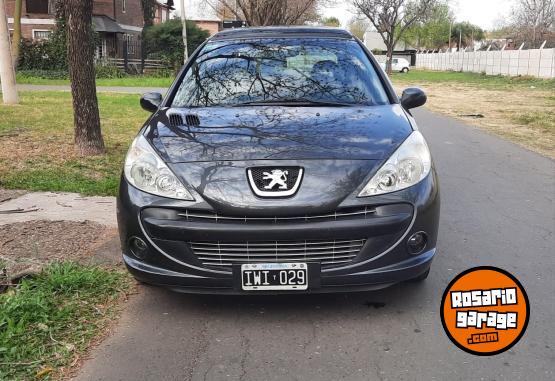 Autos - Peugeot 207 Compact 2010 Diesel 145000Km - En Venta