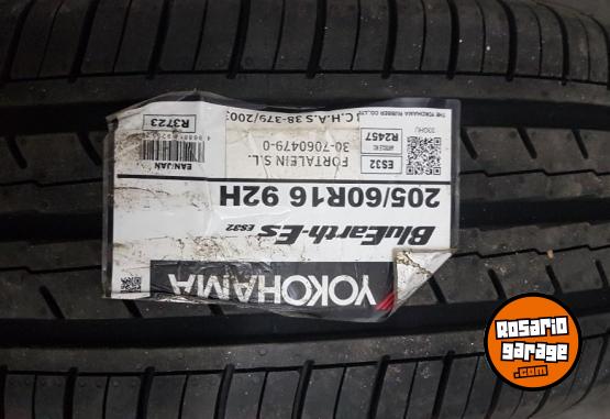 Accesorios para Autos - Cubierta 205 60 16 yokohama - En Venta